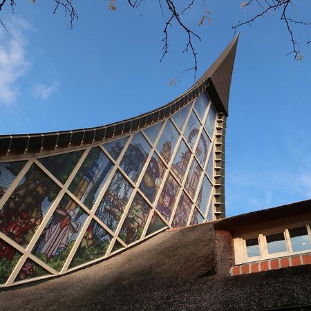 6P Hotspot Wifi Near Poppodium013 And City Center Tilburg Exterior photo