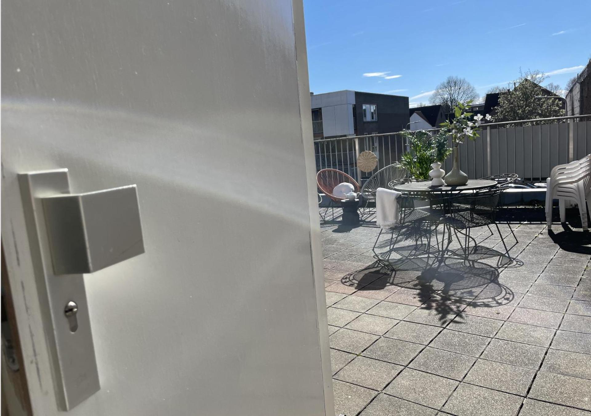 6P Hotspot Wifi Near Poppodium013 And City Center Tilburg Exterior photo